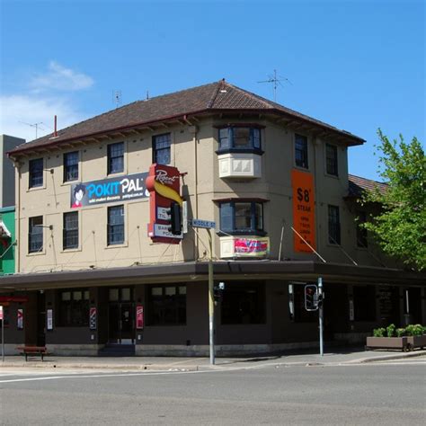 hotels kingsford me.